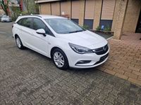 gebraucht Opel Astra Sports Tourer Edition