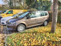 Gebraucht VW Touran Match 105 PS (77 kW) 2012 Van / Kleinbus