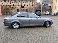 Gebraucht BMW 525 218 PS (160 kW) 2007 Grau Limousine