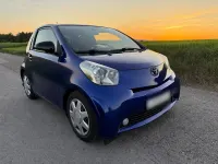Gebraucht Toyota iQ 98 PS (72 kW) 2010 Blau Kleinwagen