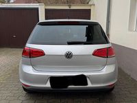Gebraucht VW Golf VII LOUNGE 86 PS (63 kW) 2015 Silber Limousine