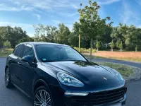 Gebraucht Porsche Cayenne 262 PS (192 kW) 2015 Blau SUV