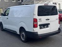 Gebraucht Toyota Proace 144 PS (105 kW) 2022 Weiß Van / Kleinbus
