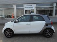 Używany Smart ForFour Passion 90 KM (66 kW) 2019 Biały Hatchback