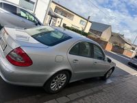 Second-hand Mercedes E280 Elegance 231 CP (169 kW) 2006 Argintiu Berlinǎ