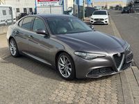Gebraucht Alfa Romeo Giulia Super 179 PS (131 kW) 2017 Grau Limousine