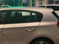 Gebraucht BMW 118 143 PS (105 kW) 2007 Silber Kleinwagen