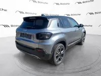 Gebraucht Jeep Avenger Summit 101 PS (74 kW) 2024 Met grey evoluzione (vr519/a) SUV