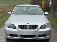 Gebraucht BMW 330 272 PS (200 kW) 2008 Silber Limousine