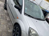 gebraucht Ford Fiesta 1.3 Ambiente