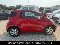 Gebraucht Toyota iQ Basis 68 PS (50 kW) 2010 Rot Kleinwagen