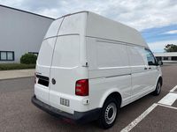 Gebraucht VW Transporter 102 PS (75 kW) 2019 Weiß Van