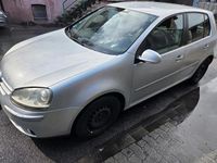 Gebraucht VW Golf IV 116 PS (85 kW) 2005 Silber Limousine