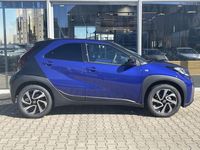 Neu Toyota Aygo X Design 72 PS (52 kW) 2026 Juniper blue metallic/dach mys SUV
