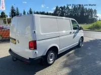 Gebraucht VW T6.1 90 PS (66 kW) 2022 Weiß Van