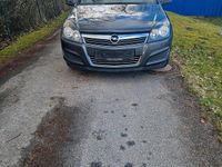 Gebraucht Opel Astra 90 PS (66 kW) 2010 Grau Kombi