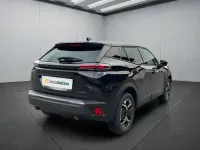 Neu Peugeot 2008 145 PS (106 kW) 2025 Schwarz SUV