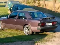Gebraucht Mercedes 190 109 PS (80 kW) 1993 Limousine