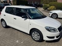 Gebraucht Skoda Fabia Fresh 60 PS (44 kW) 2014 Weiß Limousine