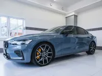 Gebraucht Volvo S60 455 PS (334 kW) 2023 Grau Limousine