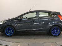 Gebraucht Ford Fiesta 125 PS (91 kW) 2013 Blau Limousine