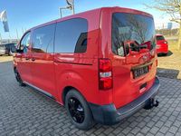Gebraucht Opel Vivaro 144 PS (105 kW) 2021 Fire red(126p)flame red ra3000 Van / Kleinbus