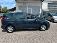 Gebraucht Peugeot 5008 Premium 111 PS (81 kW) 2010 Blau Van / Kleinbus