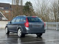 Second-hand Kia Ceed 90 CP (66 kW) 2011 Gri Hatchback