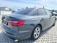 Gebraucht Audi A4 S-Line 136 PS (100 kW) 2022 Grau Limousine