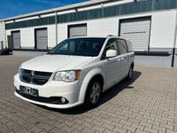 Gebraucht Dodge Grand Caravan 287 PS (211 kW) 2011 Weiß Van / Kleinbus