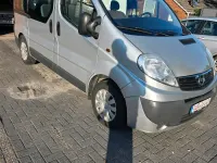 Gebraucht Opel Vivaro 115 PS (84 kW) 2009 Silber Van / Kleinbus