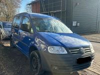 Second-hand VW Caddy 75 CP (55 kW) 2004 Albastru Monovolum