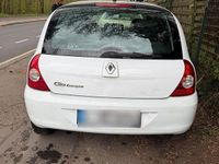 Gebraucht Renault Clio II 75 PS (55 kW) 2007 Weiß Kleinwagen