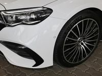 Gebraucht Mercedes E300 AMG 204 PS (150 kW) 2024 Manufaktur lack manufaktur opali Kombi
