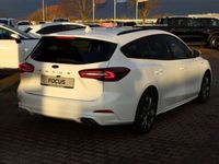Gebraucht Ford Focus ST-Line 125 PS (91 kW) 2024 Weiß Limousine