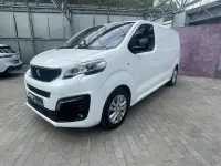 Gebraucht Peugeot Expert Premium 179 PS (131 kW) 2022 Weiß Van
