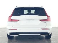 Gebraucht Volvo V60 Plus 253 PS (186 kW) 2025 Weiß Kombi