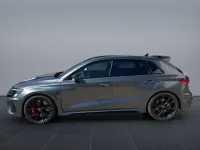 Gebraucht Audi RS3 Sport 400 PS (294 kW) 2023 Daytonagrau perleffekt (metallic) Limousine