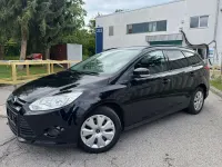 Gebraucht Ford Focus Trend 116 PS (85 kW) 2014 Schwarz Kombi