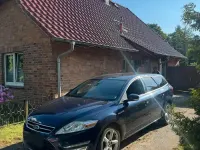 Gebraucht Ford Mondeo 140 PS (102 kW) 2013 Blau Kombi