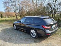 Gebraucht BMW 318 Advantage 150 PS (110 kW) 2020 Schwarz Kombi
