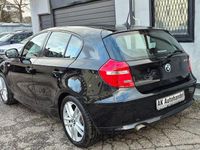 Gebraucht BMW 118 Advantage 143 PS (105 kW) 2011 Schwarz Kleinwagen