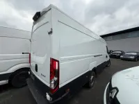 Gebraucht Iveco Daily 156 PS (114 kW) 2025 Weiß Van