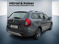 Gebraucht Dacia Logan Celebration 90 PS (66 kW) 2017 Islandgrau (grau) Kombi