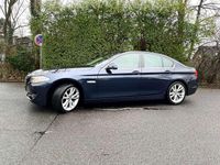 Second-hand BMW 523 204 CP (150 kW) 2011 Albastru Berlinǎ