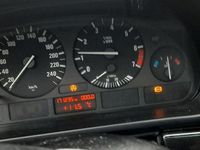 Second-hand BMW 523 170 CP (125 kW) 2000 Roșu Break