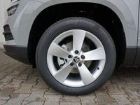 Gebraucht Skoda Karoq Ambition 150 PS (110 kW) 2022 Steel grau SUV