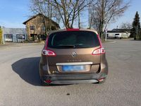 Gebraucht Renault Scénic III 131 PS (96 kW) 2012 Braun Van / Kleinbus