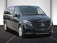 Gebraucht Mercedes V300 Avantgarde 237 PS (174 kW) 2025 Schwarz Van / Kleinbus