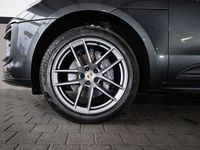 Gebraucht Porsche Macan 265 PS (194 kW) 2023 Grau SUV
